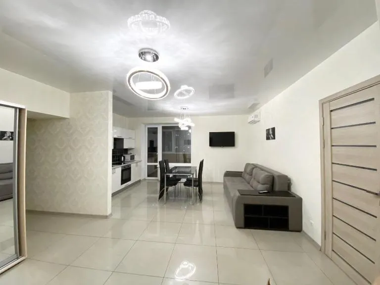 Most City Area De-Lux Apartment - Ferienwohnung Dnipro