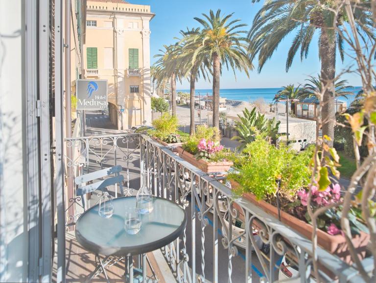 Medusa Apartment - Dépendance - Chambres d'hôtes Finale Ligure