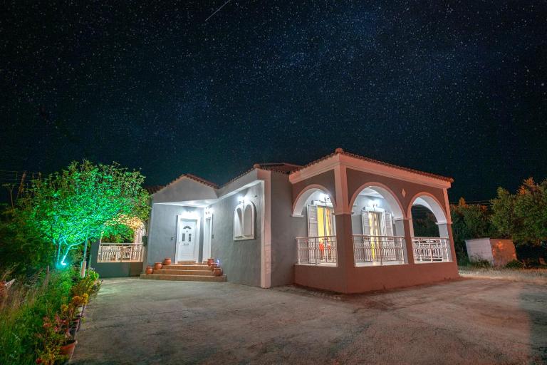 La Nostra Casa Apartments 2 - B&B Psarou