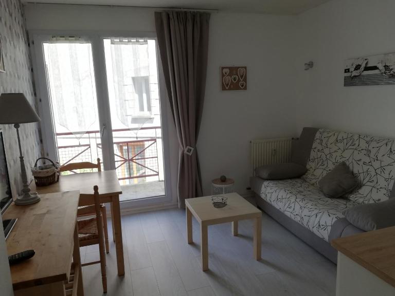 Joli studio à DINARD /LA RICHARDAIS à 5 mn plage - B&B La Richardais