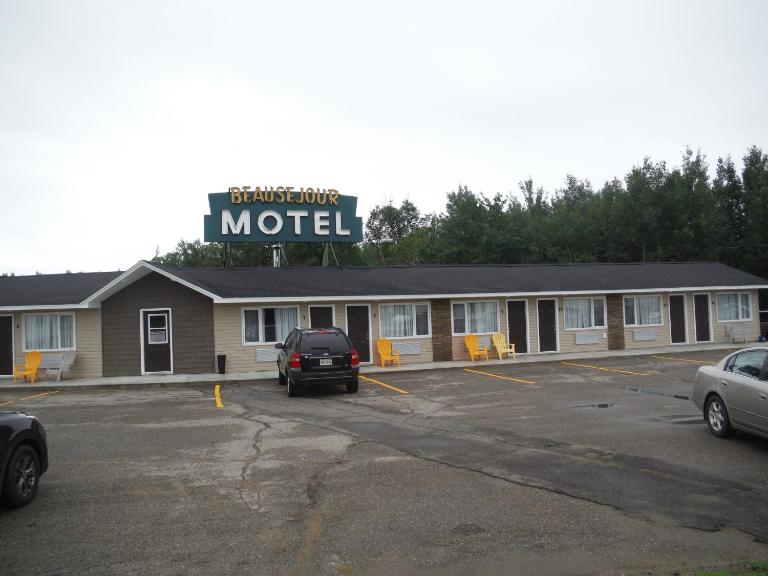Motel Beausejour - B&B Neguac