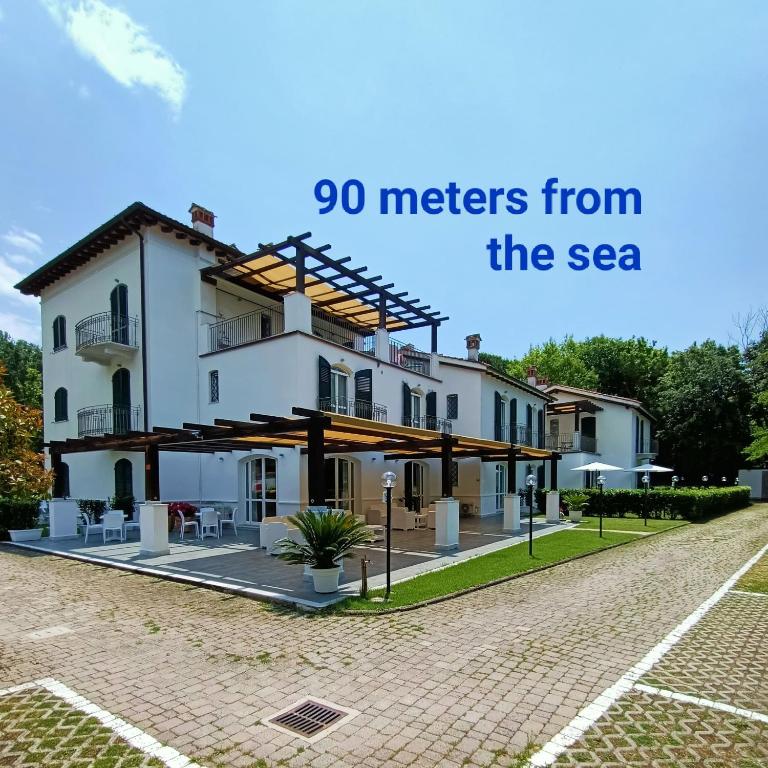 Residenza Casa Bianca - B&B Marina di Massa