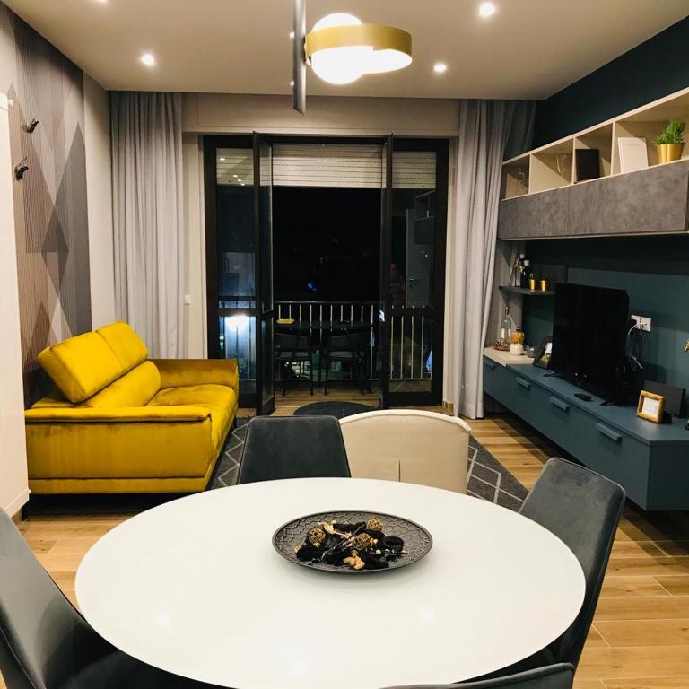Royal Suite - Ferienwohnung Avezzano