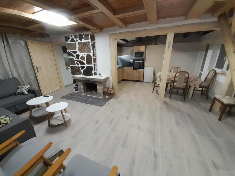 Chaloupka na vršku - Ferienwohnung Loucna pod Klinovcem