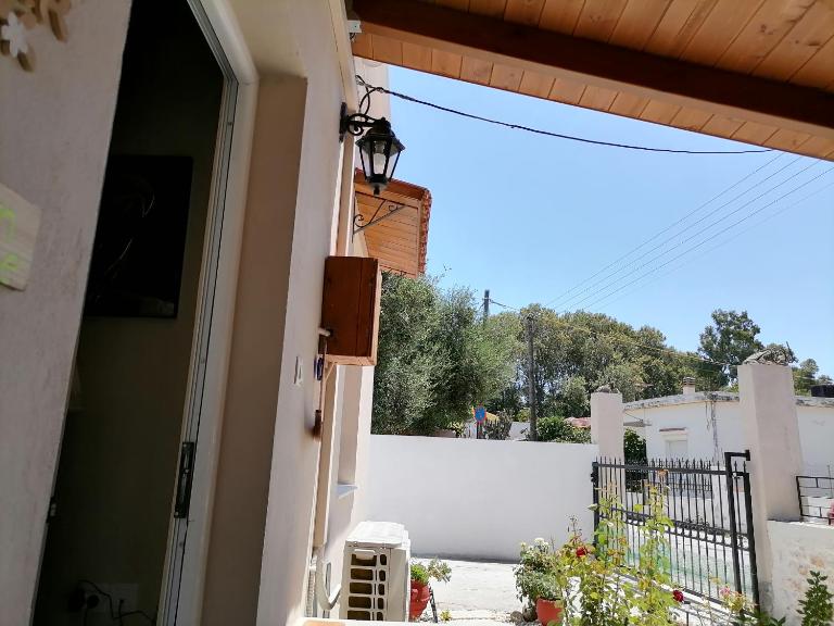 Lemon Tree House - Bed and Breakfast Kalyves