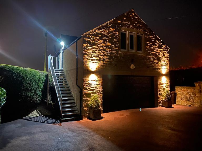 Moll’n’Cliff - B&B Silsden