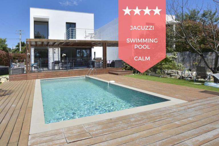 Contemporary Villa with Pool & Jacuzzi - B&B La Roquette-sur-Siagne