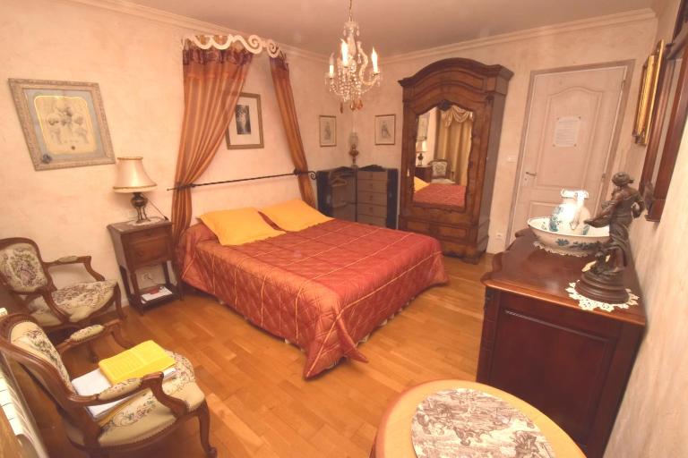 Autrefois La Modiste - B&B Saint-Clar