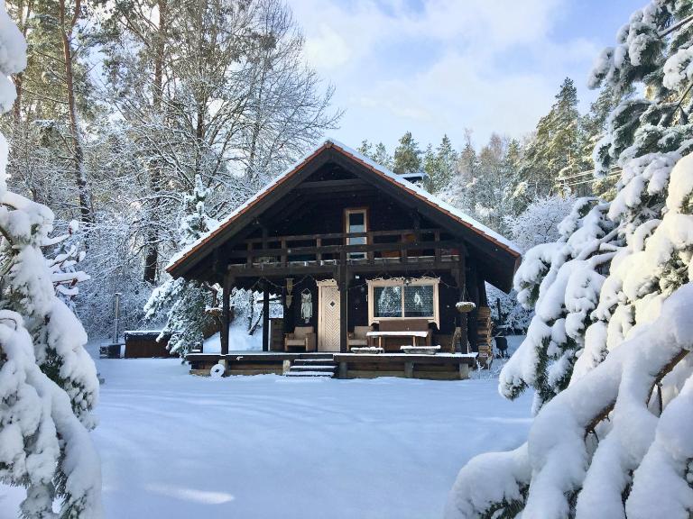 Namelis Rudnios kaime “Nykštukas” - B&B Rudnia