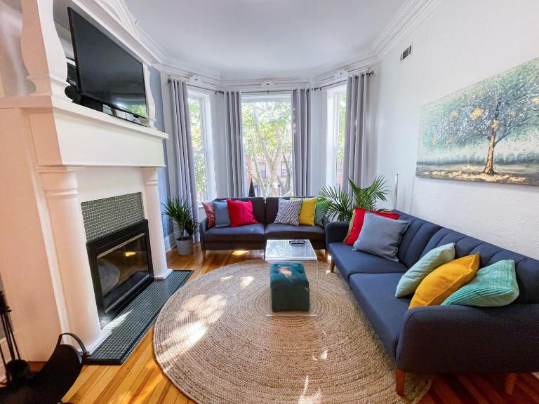 Perfect Wrigleyville Stay - B&B Chicago