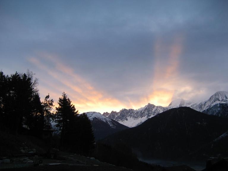 Mont Blanc Views Apartments - Bed and Breakfast Passy