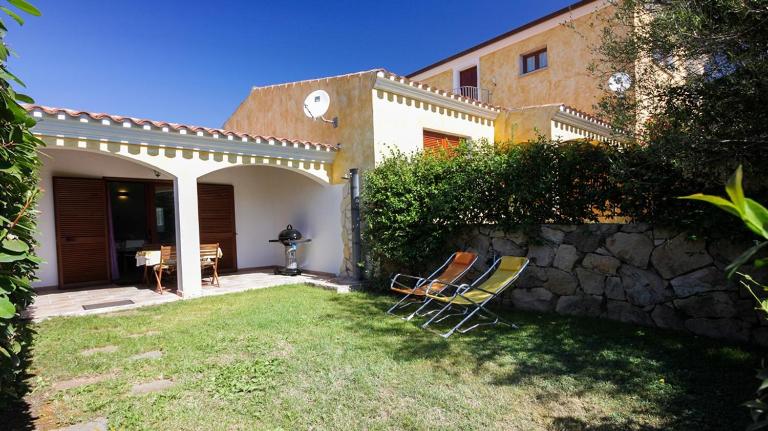 Villa Katy - Bed and Breakfast Budoni