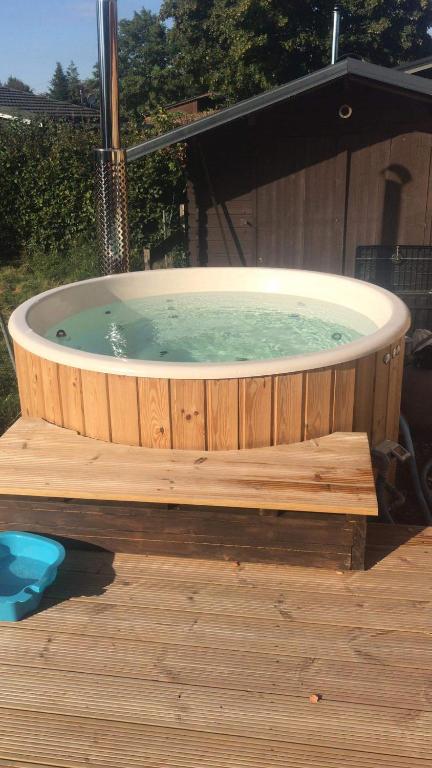 Le bain de la lesse - Chambres d'hôtes Tellin