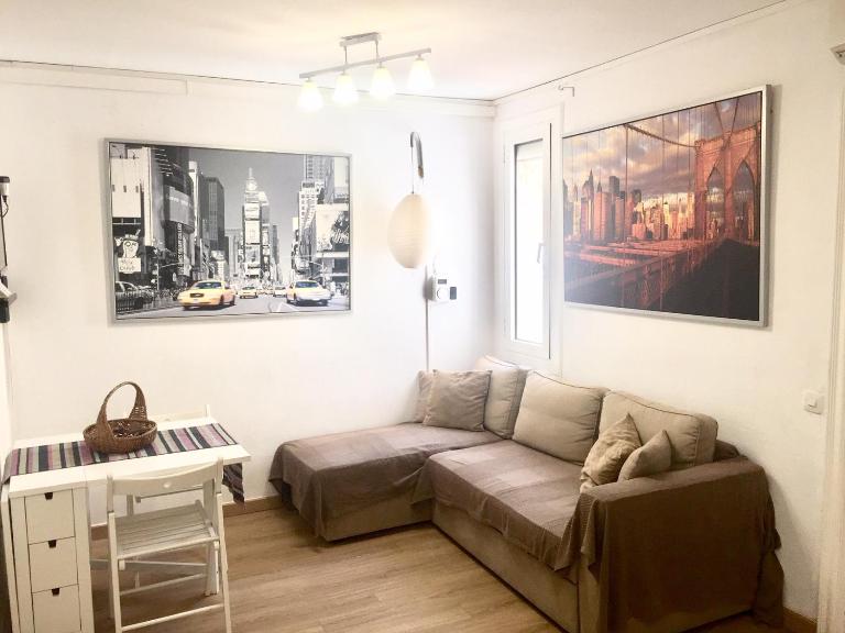Apartment Aptucat - Ferienwohnung Barcelona