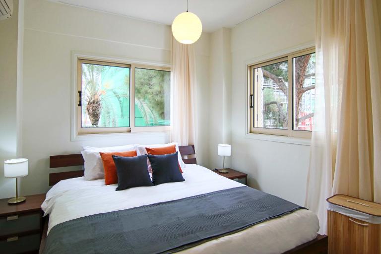 Phaedrus Living City View Luxury Iras Flat 102 - B&B Nicosia