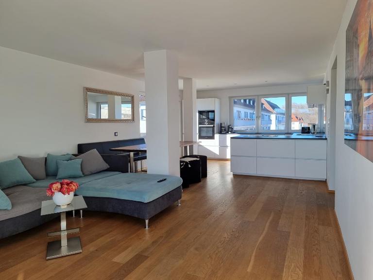 BodenSEE CITY APARTMENTS Friedrichshafen - Ferienwohnung Friedrichshafen