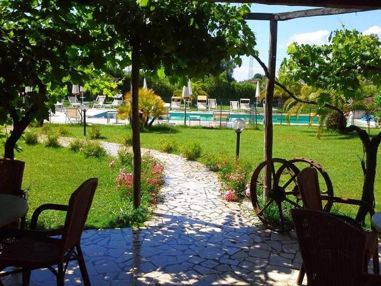 Fattoria Il Giardo - B&B Pietrasanta