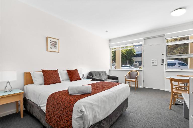 Taft Apartments - B&B Adelaide