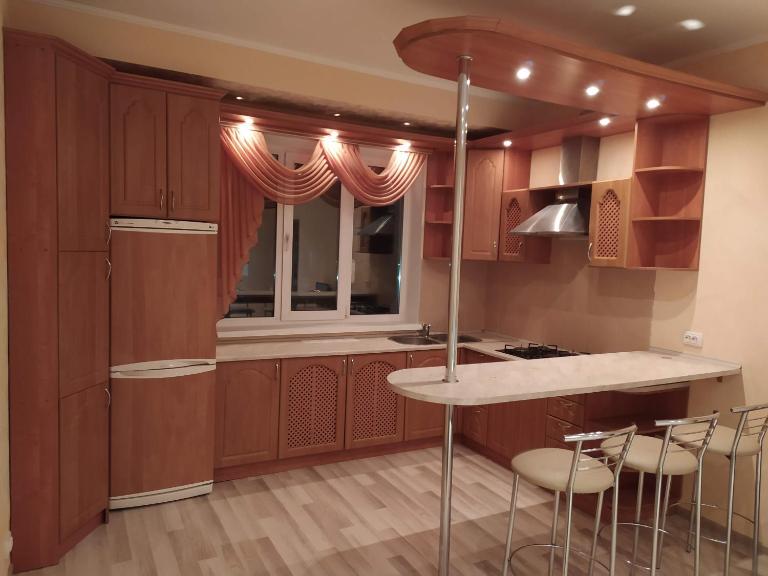 Двухкомнатная квартира с кухней студией Бровары. - Ferienwohnung Browary