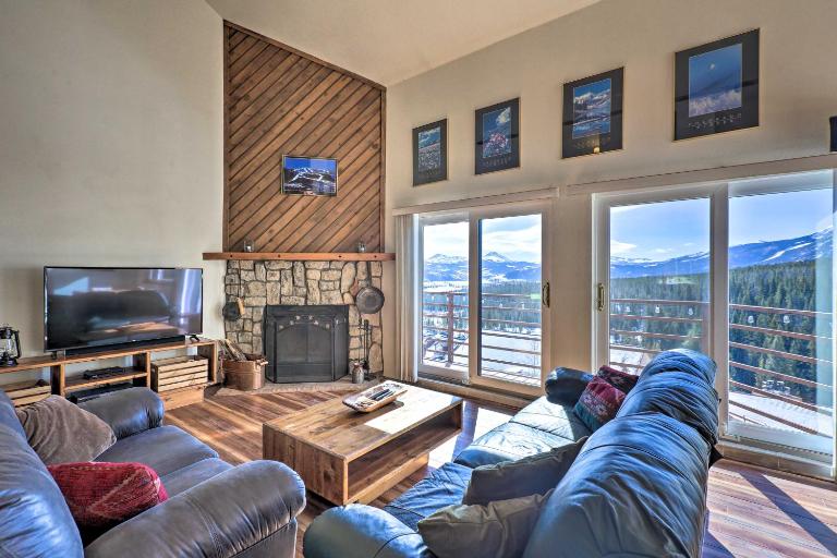 Mtn-View Silverthorne Gem w/ Shared Hot Tub - B&B Silverthorne