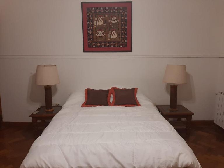 Casa frente al parque San Martín zona residencial - Chambres d'hôtes Mendoza