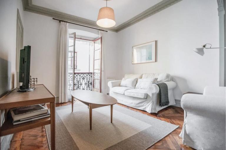 Piso catalogado en el centro de Gijon - B&B Gijón