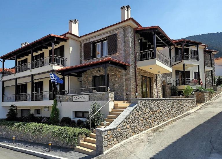 Dianthos Guesthouse - Chambres d'hôtes Kyriáki