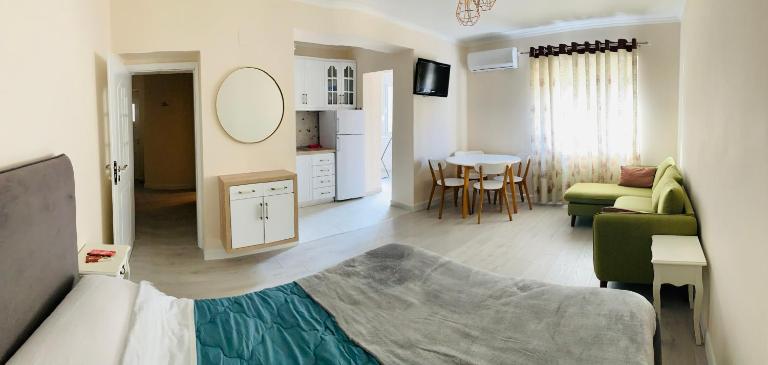 N&N Apartment - Ferienwohnung Permet