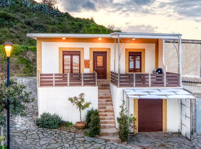 Villa Crypty - Bed and Breakfast Soroní