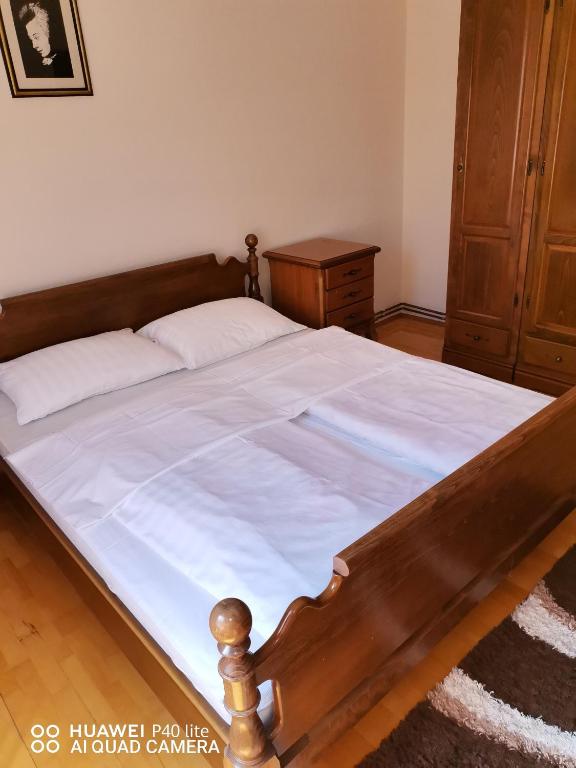 Apartmens Kenedi 3 - B&B Kiseljak