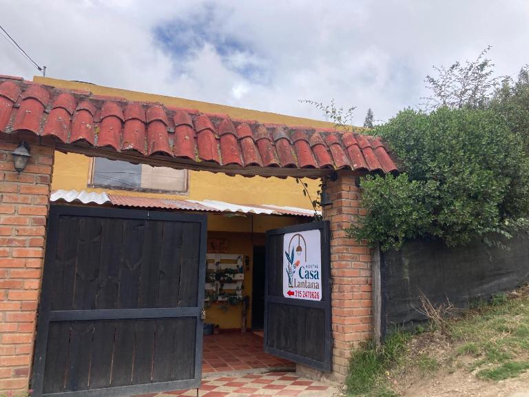 Hostal Casa Lantana - B&B Suesca