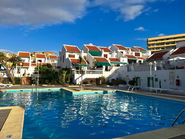 Townhouse in Costa Adeje , complex Tegueste - B&B Adeje