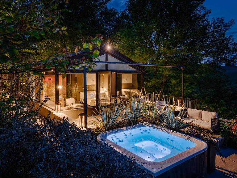 Glass House & SPA Italy - Ferienwohnung Terruggia