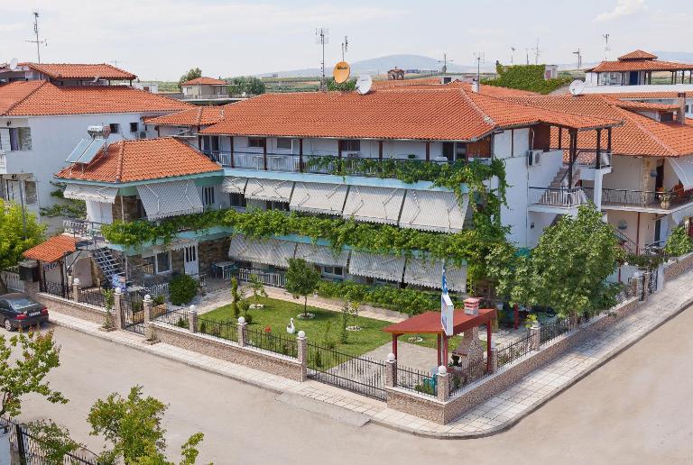 Artemis Apartments - Chambres d'hôtes Paralía Dionysíou