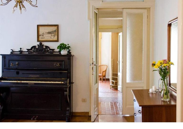 WISTERIA HOUSE - B&B Brunate