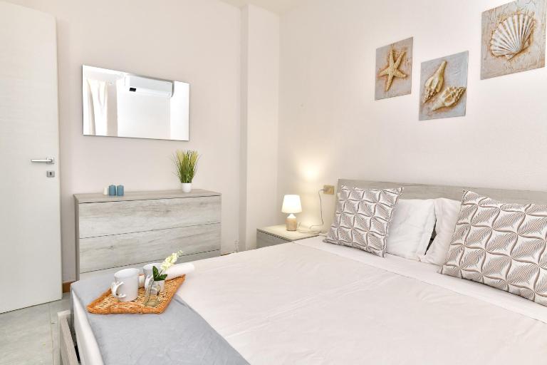 Residence Chiaro di Luna - B&B San Teodoro