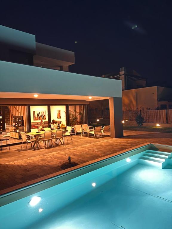 Villa Boiky - private pool and amazing sea view, Istria - B&B Materada