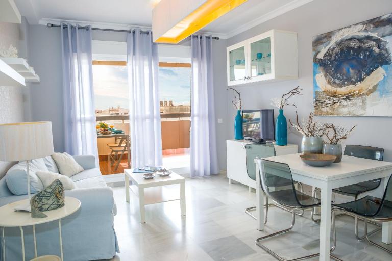 House with Terrace by the Seafront - B&B Barbate