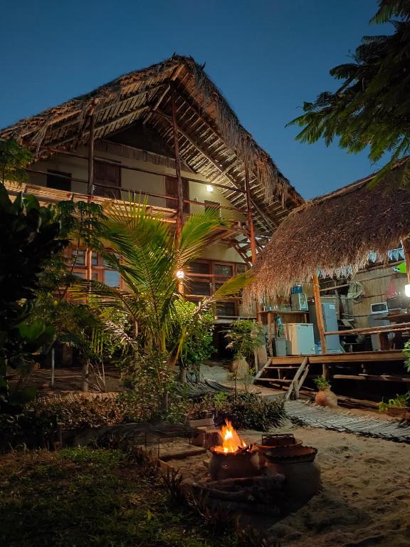 Casa Surf Lodge - Tofo - B&B Praia do Tofo