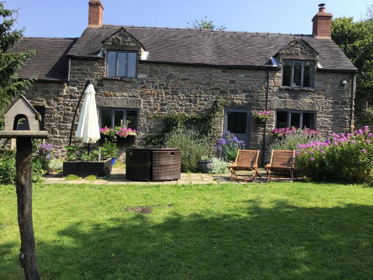 Lee house farm holiday cottage with possible use of hot tub ninety pounds a session - B&B Waterfall