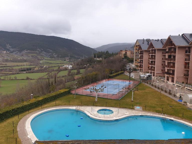 Apartamento Los Valles - B&B Jaca