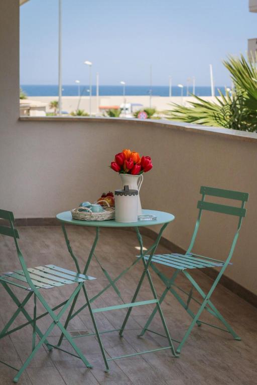 Whitehouse- Enjoy Apulia - B&B Monopoli