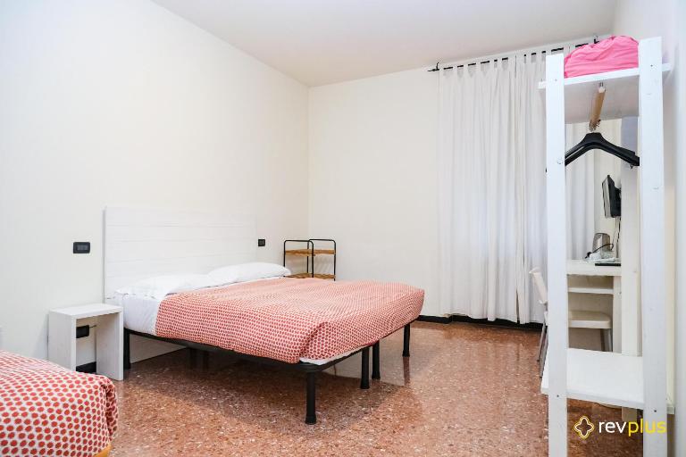 Lia Rooms 3 - Bed and Breakfast La Spezia