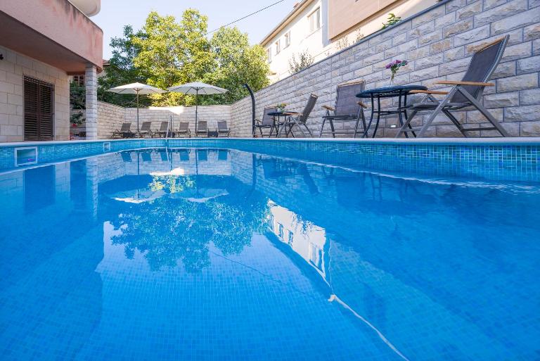Apartments Žuvela - Ferienwohnung Split