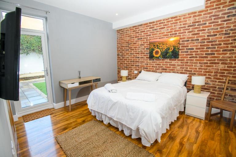 Tavmar Accommodation - B&B Lincoln