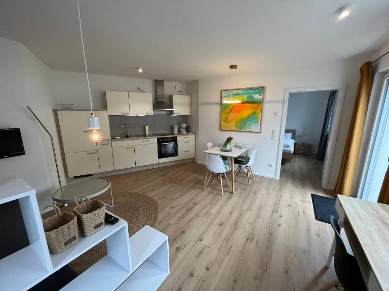 Moderne Ferienwohnung zum Wohlfühlen - Chambres d'hôtes Lindenberg