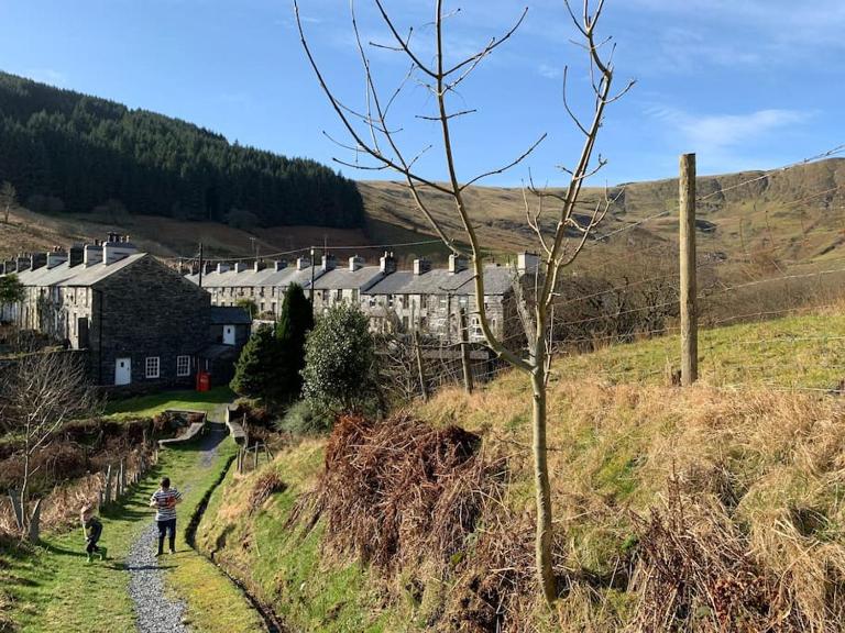 Yr Hen Siop - 4 bed welsh cottage in Snowdonia - B&B Penmachno