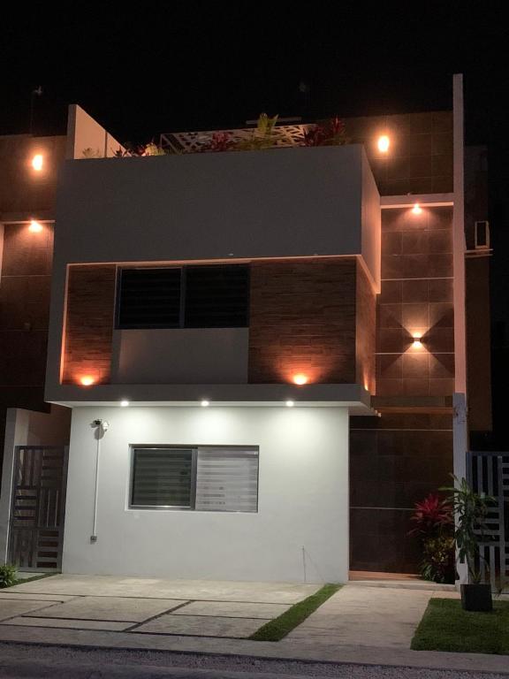 Casa amplia con Alberca y Roof Garden - B&B Playa del Carmen
