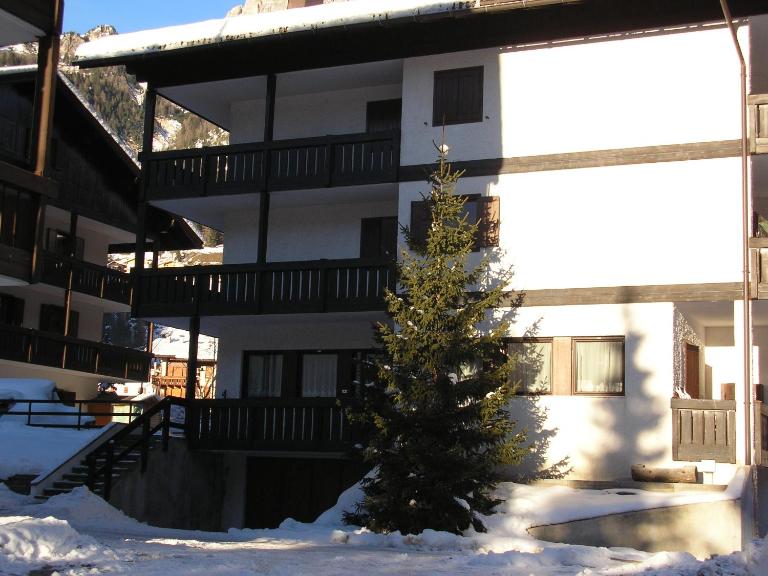 APPARTAMENTO VALENTINI - Bed and Breakfast Campitello di Fassa