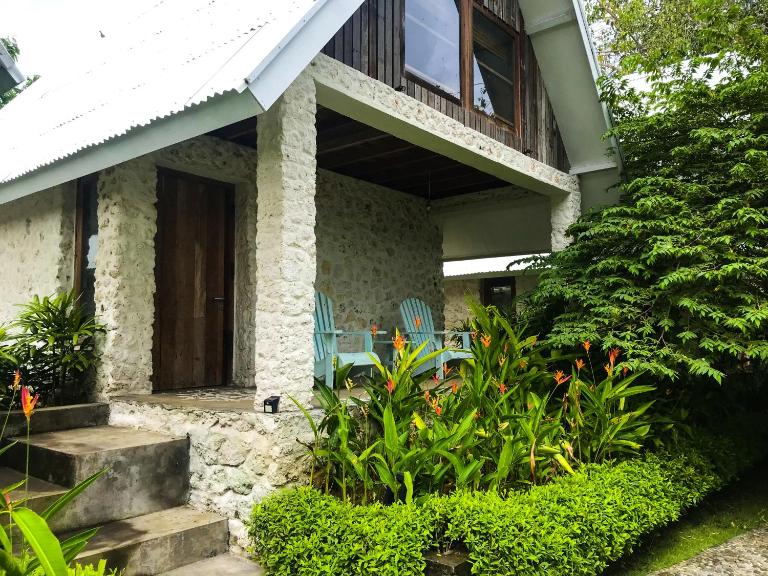 Chanteak Bali - Stone House 2 - Ferienwohnung Jimbaran